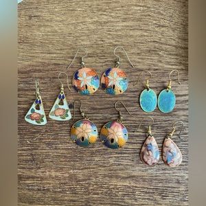 🩷BUNDLE OF LIGHTWEIGHT ENAMEL WIRED DANGLING EARRINGS